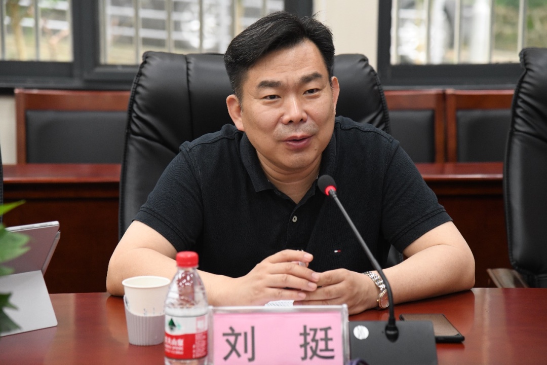 1622959439852262.jpg 1622959439852262.jpg