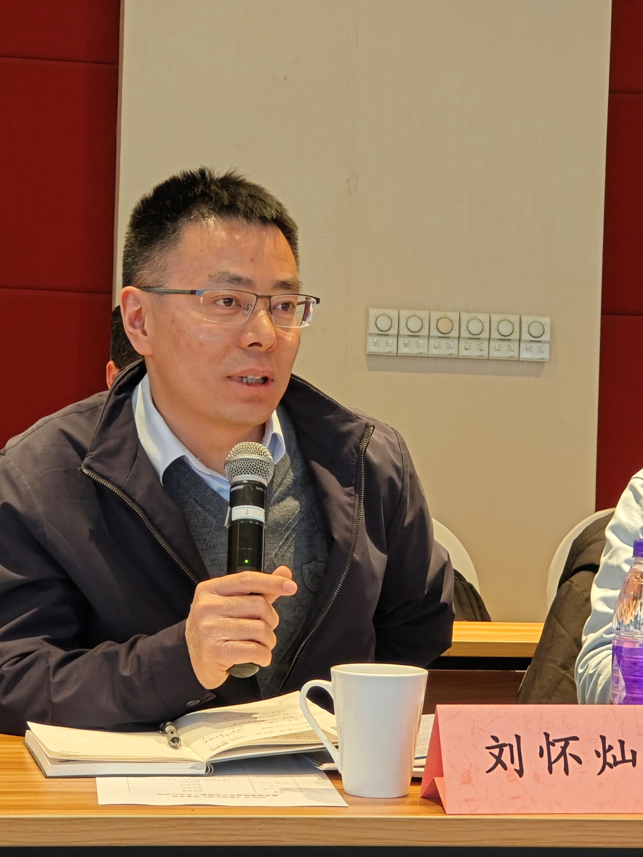 1742812518318418.png 1742812518318418.png